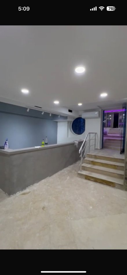 Tirane, jepet me qera ambjent biznesi Kati 0, 200 m² 2.000 € (RRUGA E ELBASANIT)