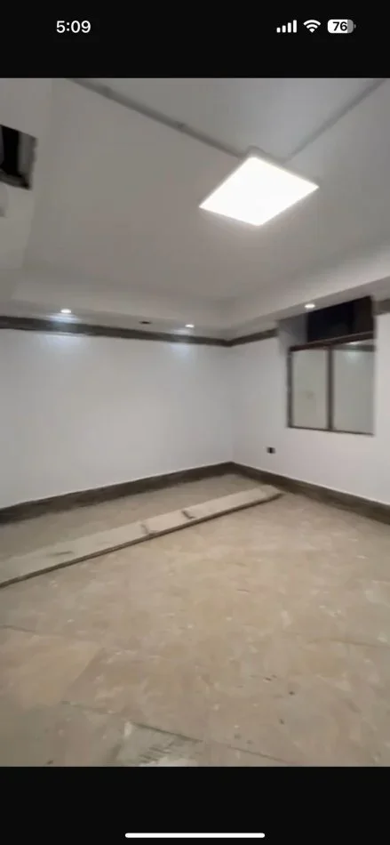 Tirane, jepet me qera ambjent biznesi Kati 0, 200 m² 2.000 € (RRUGA E ELBASANIT)