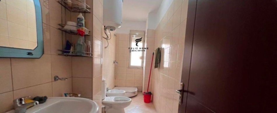 Tirane, jepet me qera apartament 1+1 Kati 4, 68 m² 500 € (DON BOSKO)