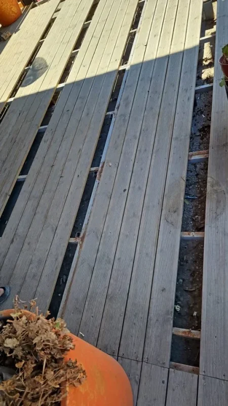 Vlore, okazion Shitet Tenda Pergola + Pedana e sapo cmontuar. Shume pak muaj e perdorur. 80m2 4.500 €