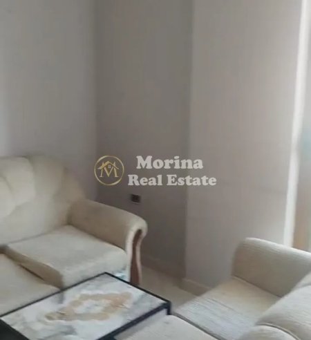 Tirane, jepet me qera apartament 2+1 Kati 7, 100 m² 300 € (Fresku)