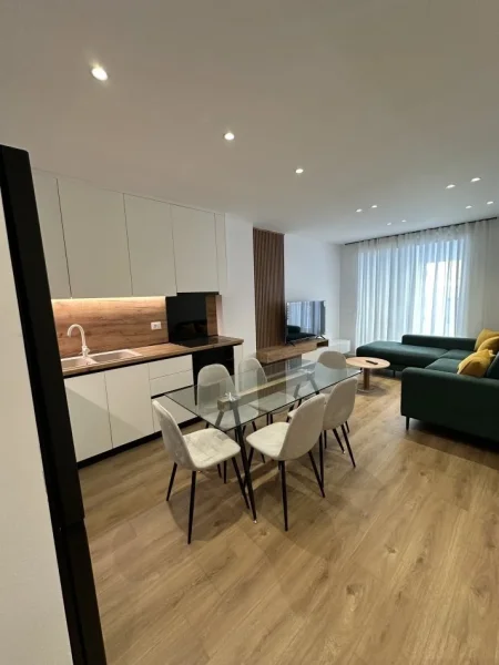 Tirane, jepet me qera apartament 2+1 Kati 3, 86 m² 500 € (ali demi)