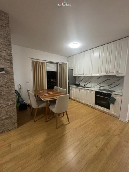 Tirane, jepet me qera apartament 1+1+Ballkon Kati 2, 81 m² 550 € (TEODOR KEKO)