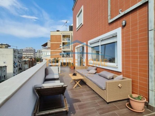 LOFT PER SHITJE NE MYSLYM SHYR