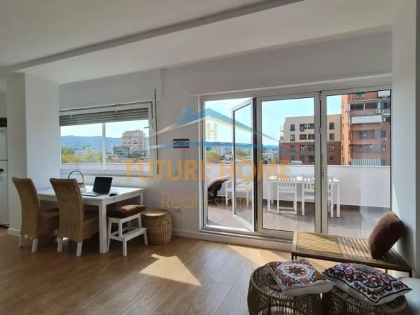 LOFT PER SHITJE NE MYSLYM SHYR