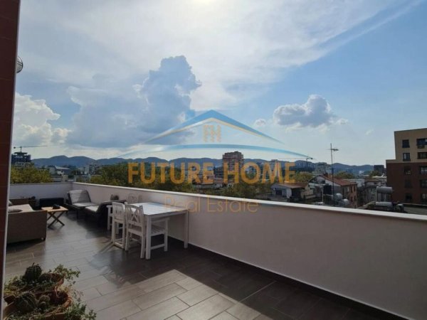 LOFT PER SHITJE NE MYSLYM SHYR