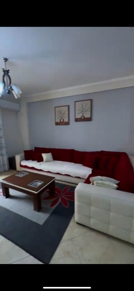 Tirane, jepet me qera apartament 2+1+Ballkon Kati 4, 85 m² 450 € 