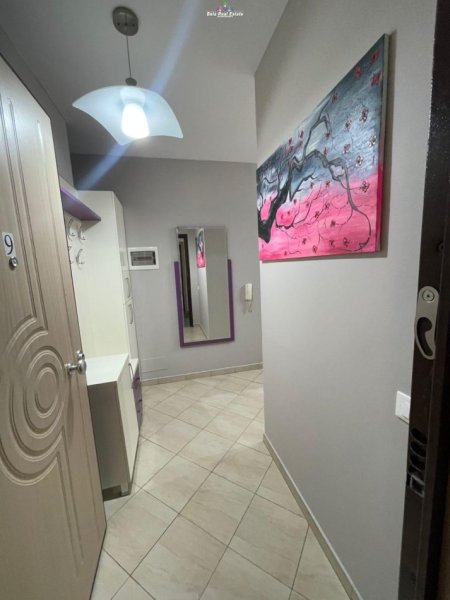 Tirane, jepet me qera apartament 2+1 Kati 3, 92 m² 750 € (21 dhjetori)