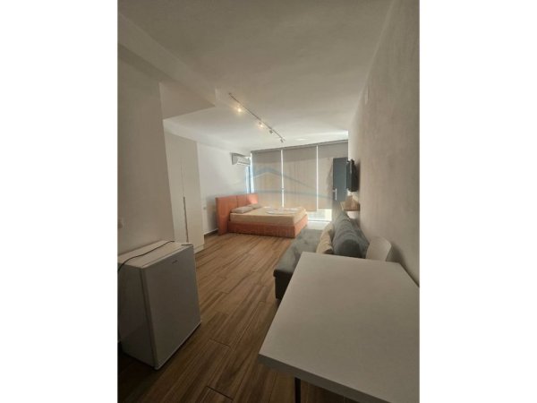 Durres, shitet garsonier Kati 0, 45.000 € 