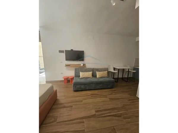 Durres, shitet garsonier Kati 0, 45.000 € 