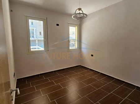 Durres, shitet apartament 2+1 Kati 1, 138.000 € 