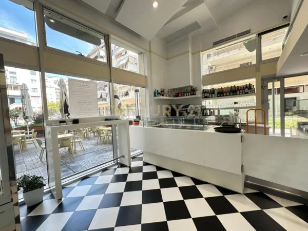 Tirane, shitet ambjent biznesi Kati 0, 80 m² 90.000 € (Delijorgji)