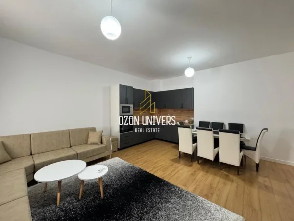 Tirane, jepet me qera apartament 2+1+Ballkon Kati 4, 115 m² 60,000 ALL (pranë Vilës L, Astir)