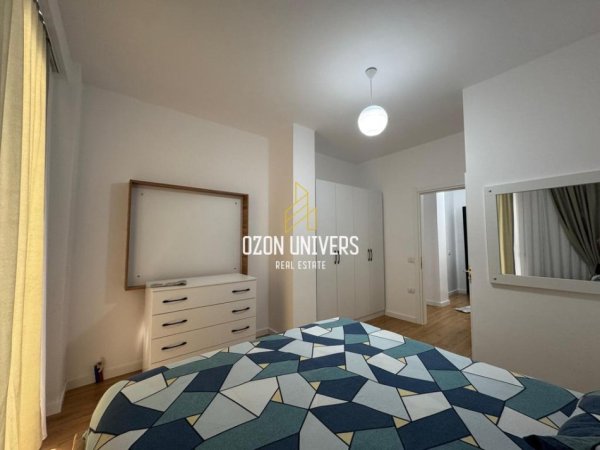 Tirane, jepet me qera apartament 2+1+Ballkon Kati 4, 115 m² 60,000 ALL (pranë Vilës L, Astir)