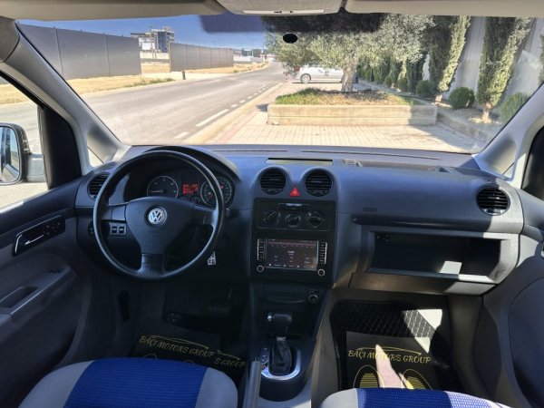 Durres, shitet makine VOLKSWAGEN CADDY 1.9 Nafte, blu e errët automatik Kondicioner