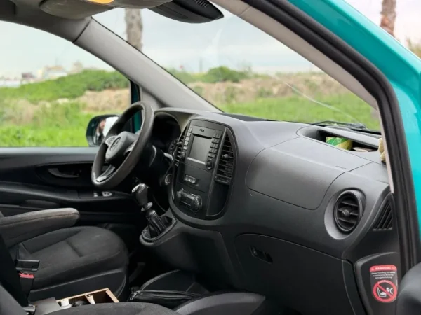 Lushnje, shes Mercedes Benz Vito Nafte, manuale 13.500 €