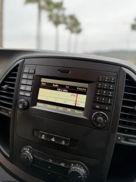 Lushnje, shes Mercedes Benz Vito Nafte, manuale 13.500 €