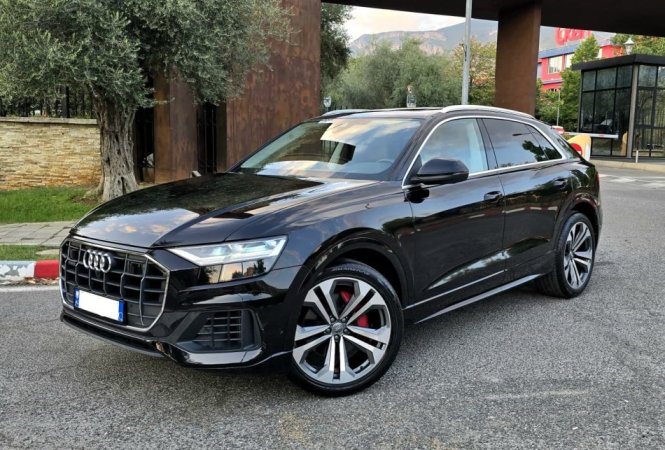 Tirane, Shes Audi Q8 Benzin Super Okazion 100k km 39.500 €
