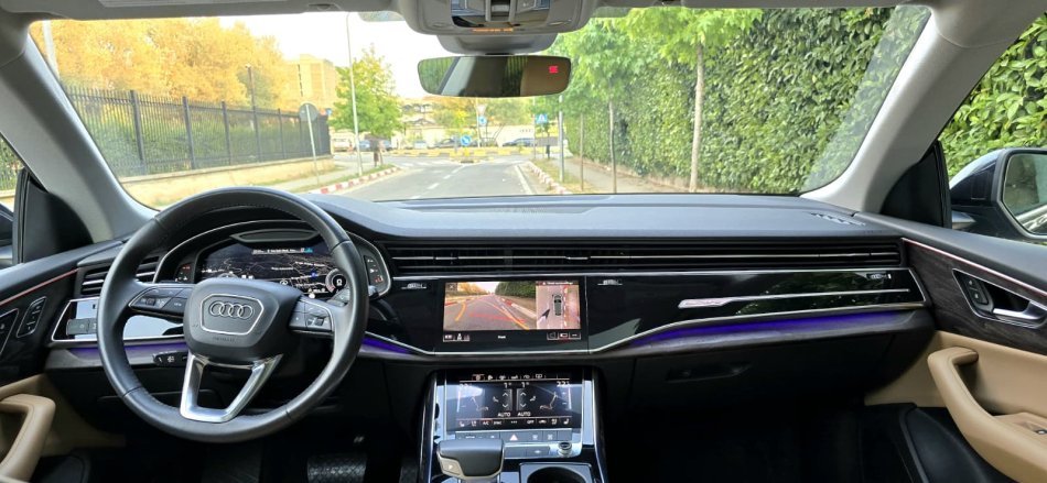 Tirane, Shes Audi Q8 Benzin Super Okazion 100k km 39.500 €