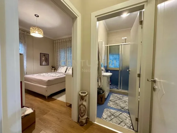 Tirane, shitet apartament 3+1+Aneks+Ballkon Kati 3, 123 m² 265.000 € (Kopshti Botanik)