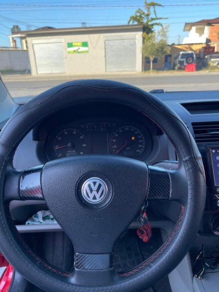 Elbasan, shes makine VOLKSWAGEN POLO GTI Benzin, e kuqe manuale Kondicioner 168.000 km 3.200 €