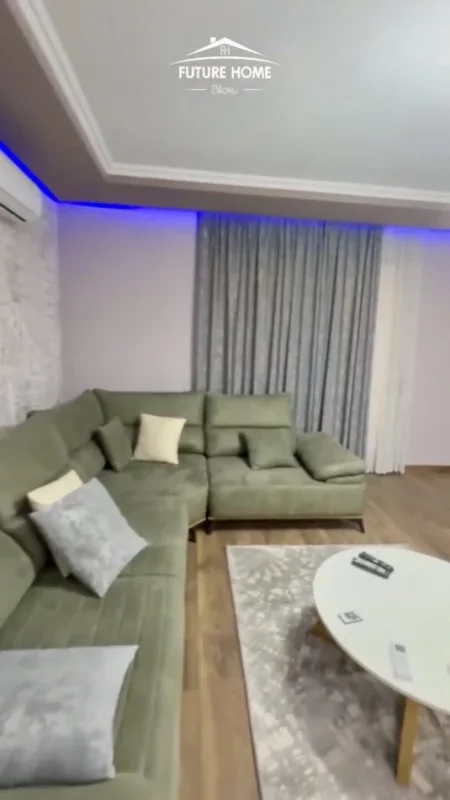 Tirane, jepet me qera apartament 2+1 Kati 4, 105 m² 800 € (Komuna e Parisit)