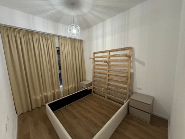 Tirane, jepet me qera apartament 2+1 Kati 7, 