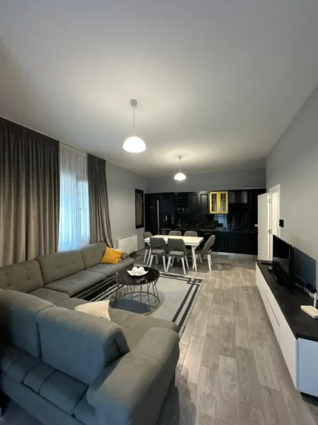 Tirane, jepet me qera apartament 3+1+Aneks+Ballkon Kati 5, 120 m² (SQUARE 21)