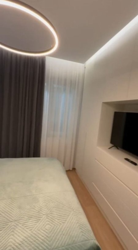 Tirane, jepet me qera apartament 1+1 Kati 6, 65 m² 600 € (5 Maji)