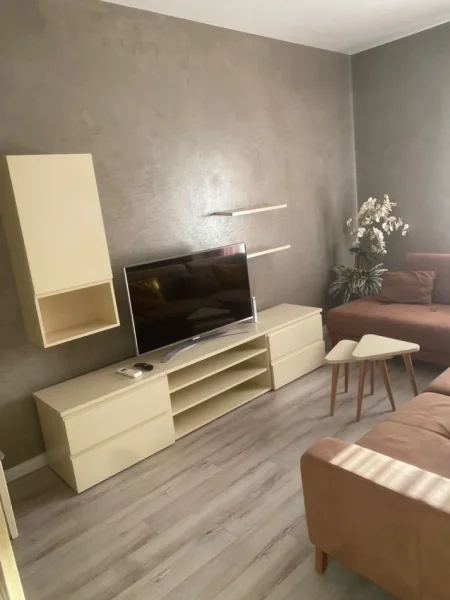 Jepet me Qera Super Hyrje Private 2+1 Prane  Spitalit Amerikan 2, QSUT, Kati 2, 100 m² 550 €URO