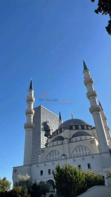 Tirane, shitet apartament 2+1 Kati 19, 143 m² 601.400 € (Rruga e Elbasanit)