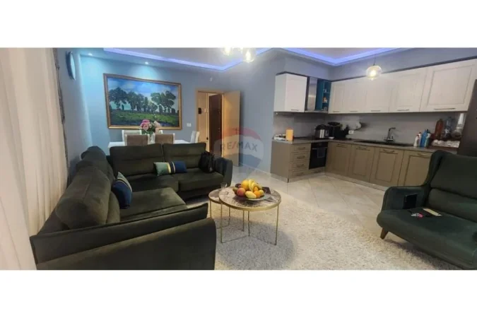 Tirane, shitet apartament 2+1 Kati 3, 91 m² 160.000 € (Rruga Muhamet Deliu)