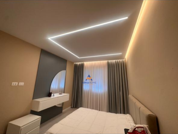Tirane, jepet me qera apartament 2+1+Ballkon Kati 3, 117 m² 800 € (RIVER RESIDENCE, UNAZA E RE)