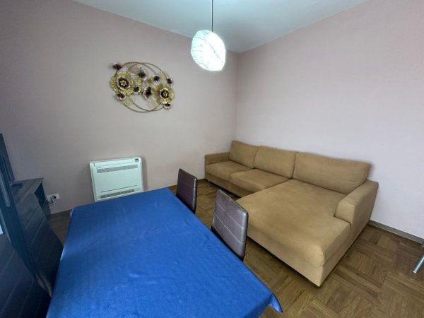 Jepet me Qera Ap1+1 ne Qender Ministria Drejtesise , 600 €URO