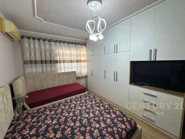 Tirane, shitet apartament 2+1+Ballkon Kati 3, 104 m² 192.000 € 