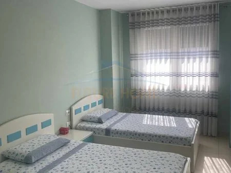 Tirane, shitet apartament 2+1+Ballkon Kati 7, 116 m² 150.000 € (yzberisht)
