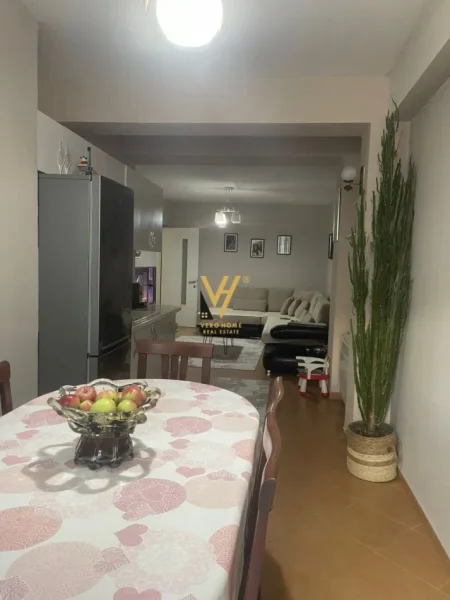 Pogradec, shitet apartament 2+1+Ballkon Kati 5, 105 m² 90.000 € (POGRADEC)