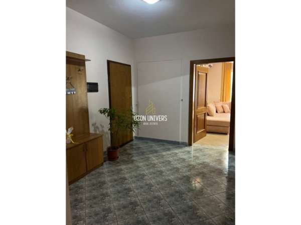 Shqiperi, jepet me qera apartament 2+1 Kati 2, 90 m² 700 € (ish blloku)