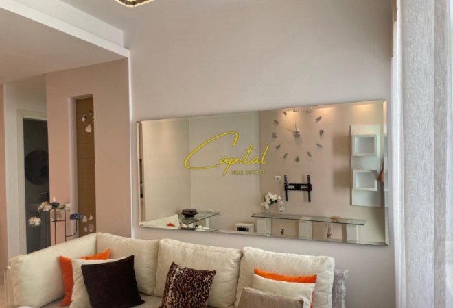 Tirane, shitet apartament 1+1 Kati 1, 50 m² 99.000 € (OXHAKU)