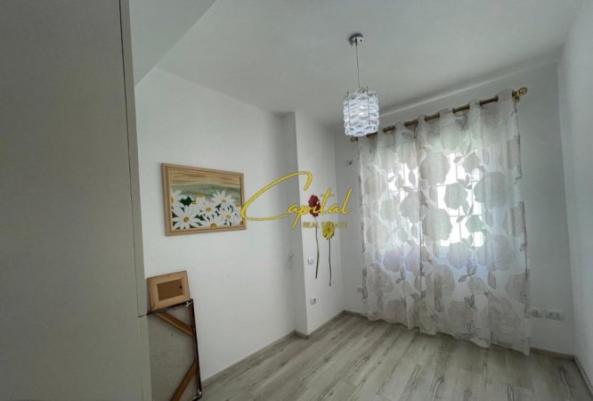 Tirane, shitet apartament 1+1 Kati 1, 50 m² 99.000 € (OXHAKU)