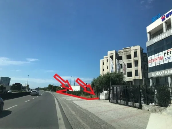 Durres, Shiten 2 Toka Are, Cmimi Fillestar 149,376 Euro