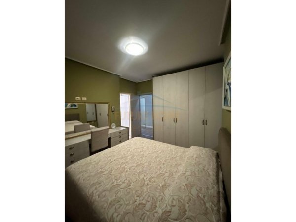 Tirane, jepet me qera apartament 2+1 Kati 6, 115 m² 600 € (PRANE ROTONDOS)