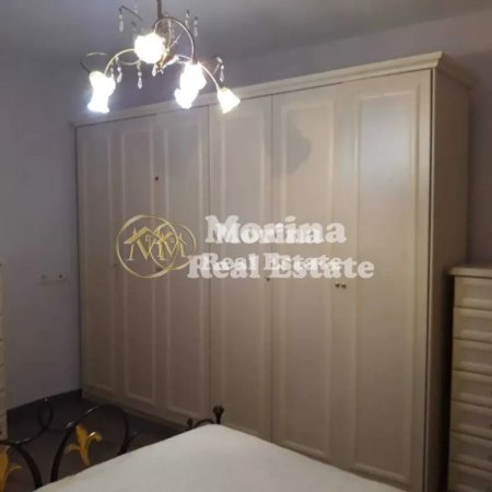 Tirane, jepet me qera apartament 2+1 Kati 1, 85 m² 650 € (Stacioni i Trenit)
