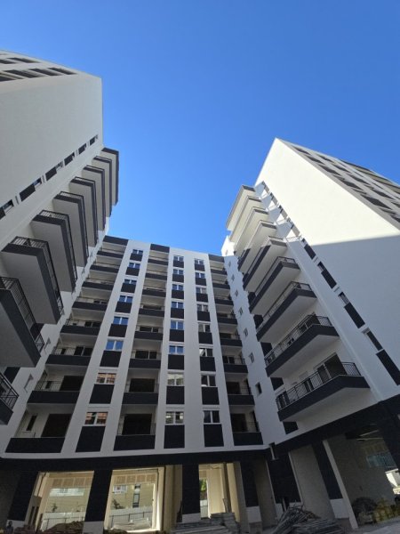 Tirane, shitet apartament 2+1+Ballkon Kati 7, 98 m² 