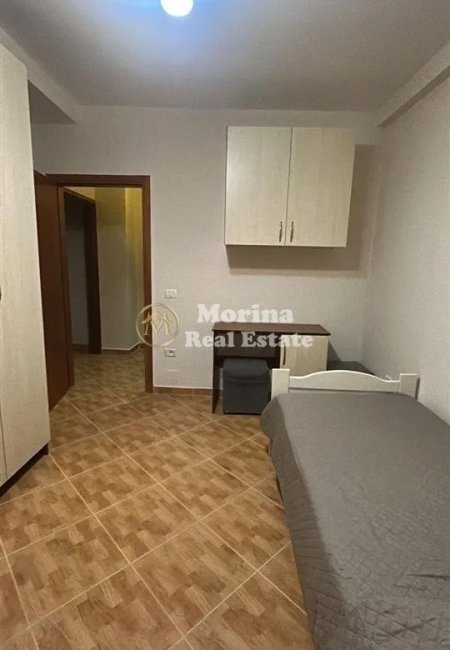 Tirane, jepet me qera apartament 2+1 Kati 4, 78 m² 600 € (Brryli)