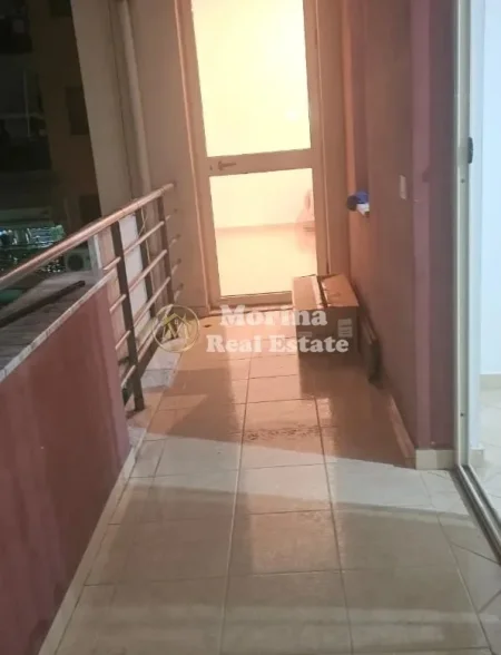 Tirane, shitet apartament 1+1 Kati 3, 72 m² 100.000 € (Yzberisht)