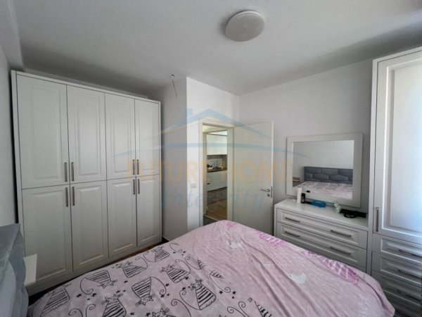 Tirane, jepet me qera apartament 1+1 Kati 3, 63 m² 400 € 