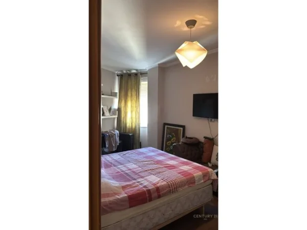 Tirane, jepet me qera apartament 1+1 Kati 8, 74 m² 148.000 € (Materniteti I Ri)