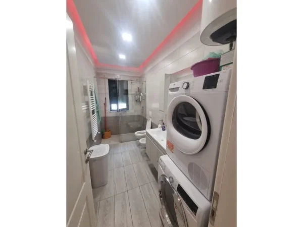 Tirane, jepet me qera apartament 2+1 Kati 3, 102 m² 900 € (GREEN CITY REZIDENCË , Astir)