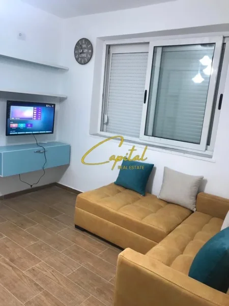 Tirane, shitet apartament 1+1 Kati 1, 52 m² 155.000 € (RRUGA FERIT XHAJKO)